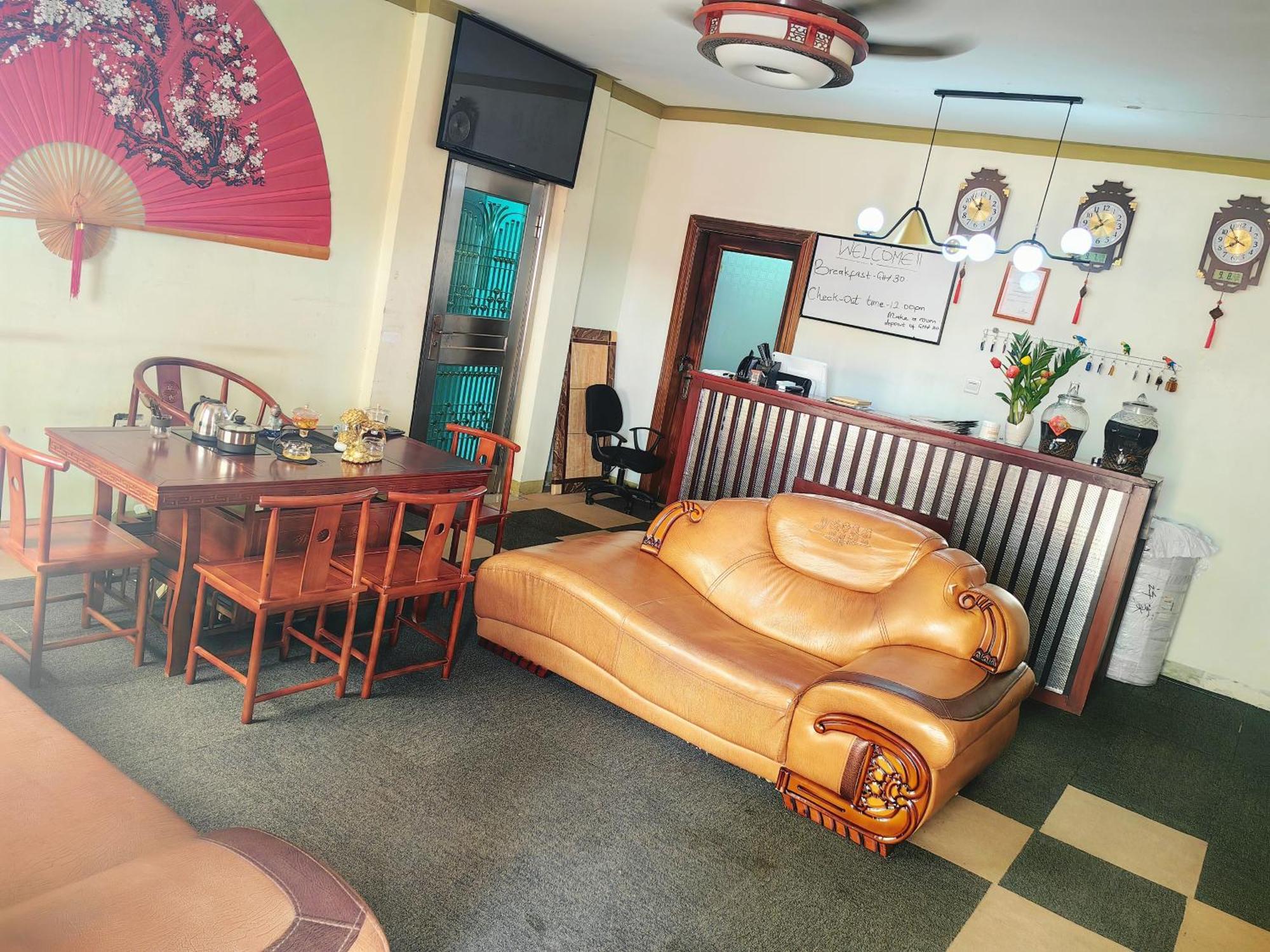 Hongyuanprimierhotel Аккра Экстерьер фото