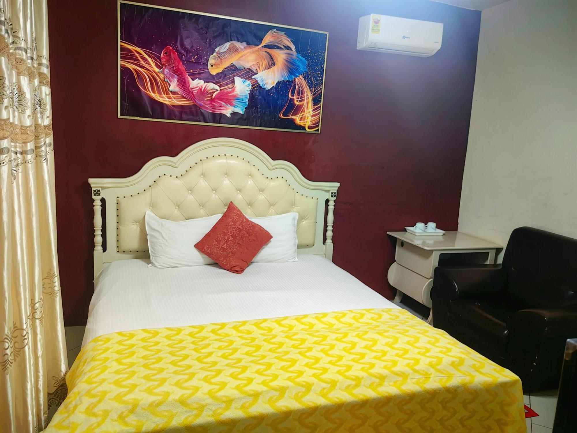 Hongyuanprimierhotel Аккра Экстерьер фото